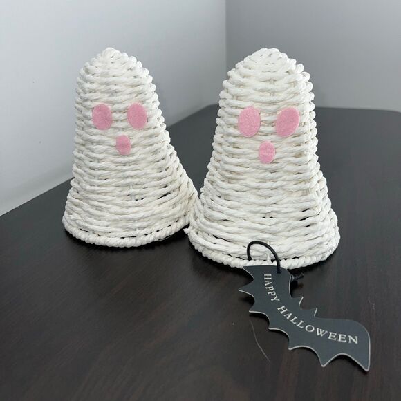 Farmhouse Wicker Ghosts - Picture 7 of 7